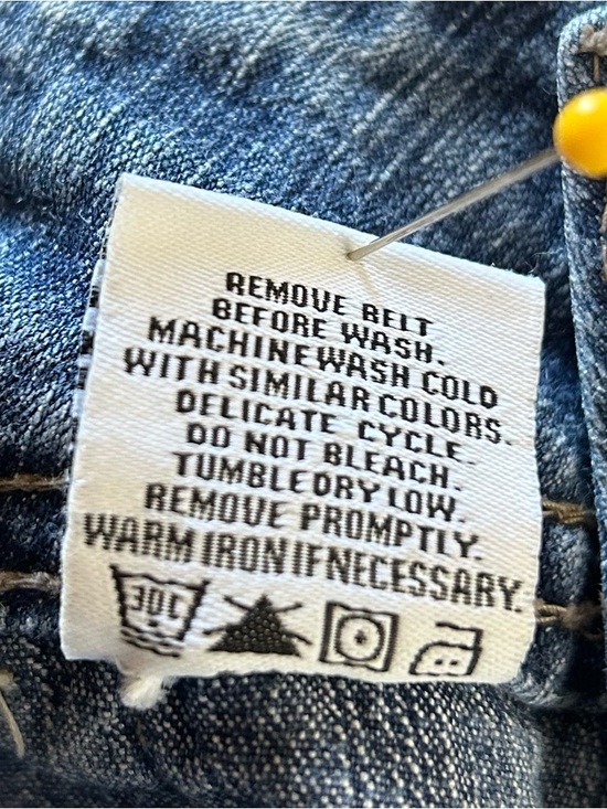 SOLD 🍀 BONGO Y2K Low Rise Shorty Jean Shorts - Picture 6 of 6